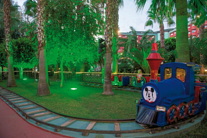 Delphin Deluxe Resort