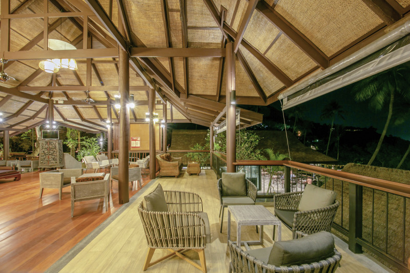 Coral Cliff Beach Resort