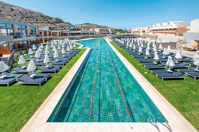 Kiani Beach Resort ●●●●●