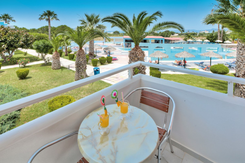 Corali Hotel ●●●●