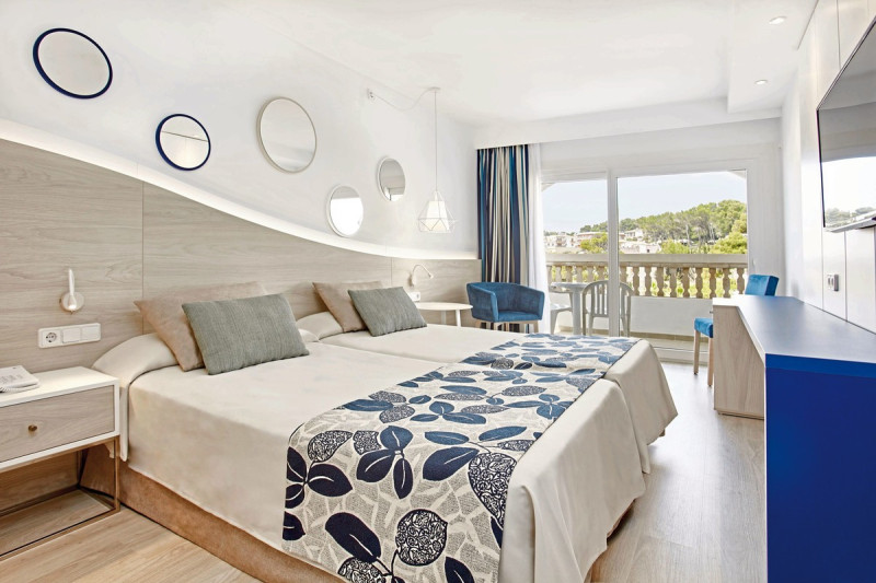 Universal Aparthotel Don Camilo ●●●●