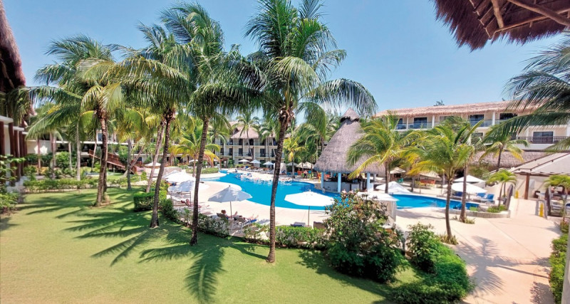 The Reef Coco Beach
