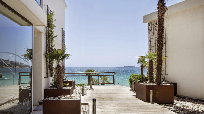 Be Live Adults Only Marivent