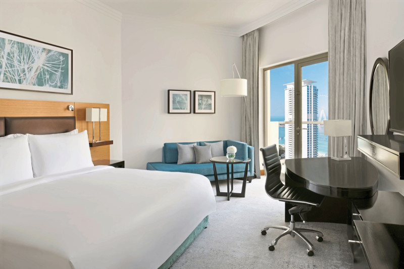 Wohnbeispiel Deluxe Partial Sea View with Balcony