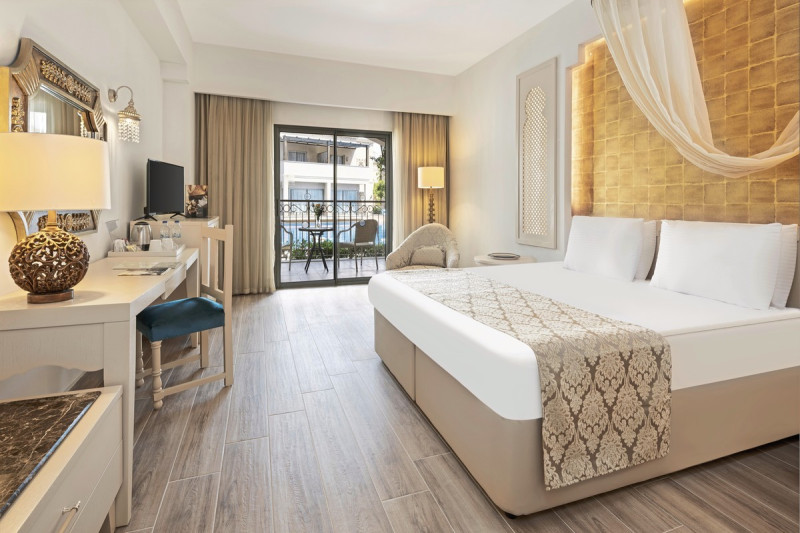 Wohnbeispiel Doppelzimmer Swim Up Nebengeb&auml;ude