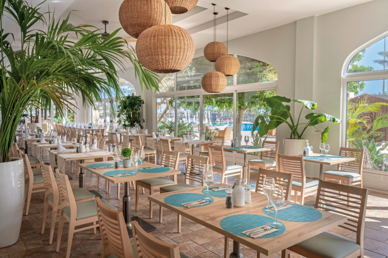 Elba Sara Beach & Golf Resort