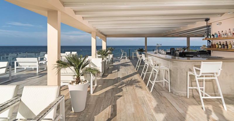 Alexandra Beach Resort & Spa