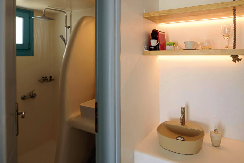Badbeispiel Familien Maisonette mit kleinem privaten Pool