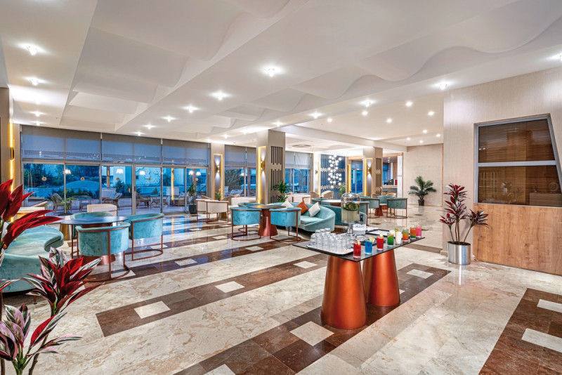 Side Story Resort & Spa Hotel