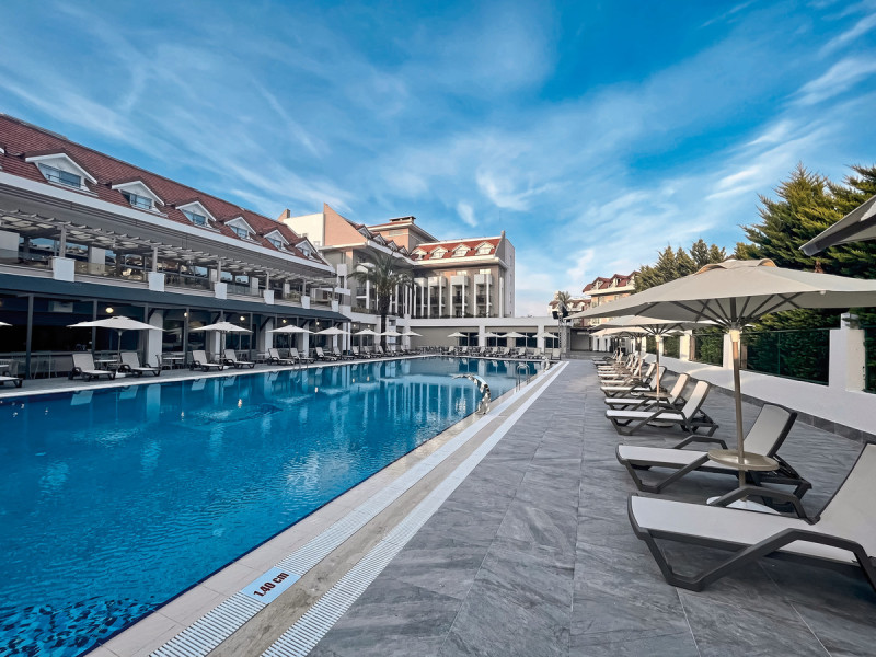 Side Story Resort & Spa Hotel