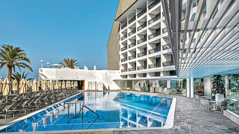 Don Gregory by Dunas