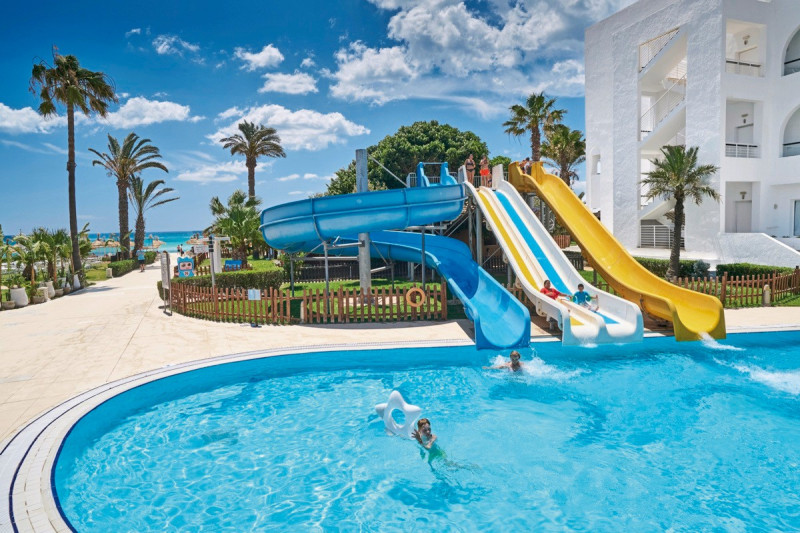 Nozha Beach & Spa