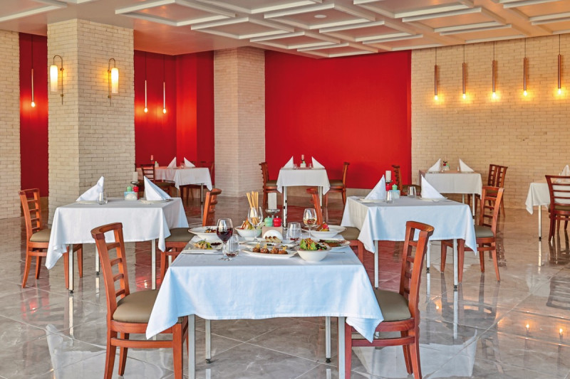 Crystal Centro Pearl Collection