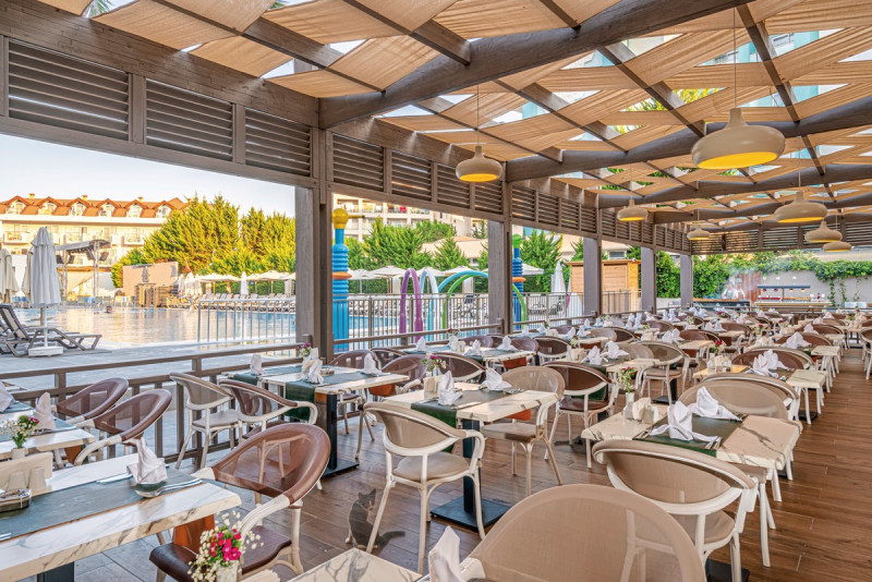 Side Story Resort & Spa Hotel
