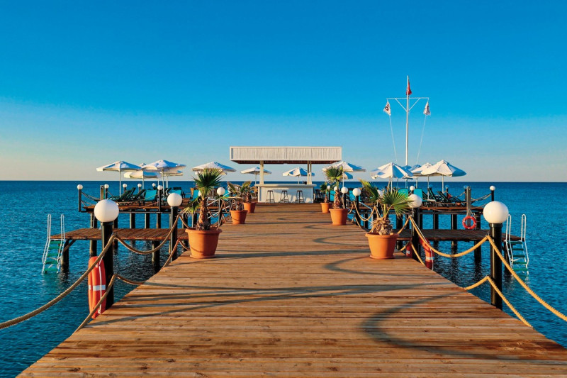 Crystal Centro Pearl Collection