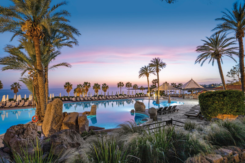 Coral Beach Hotel & Resort