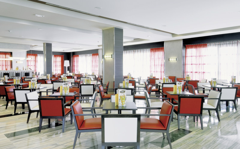 Elba Carlota Beach & Golf Resort