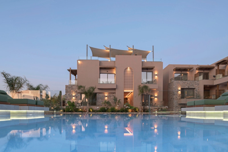 Paralos Venus Suites