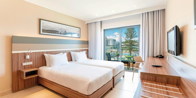 Wohnbeispiel Doppelzimmer Twin Guest Room mit Meerblick