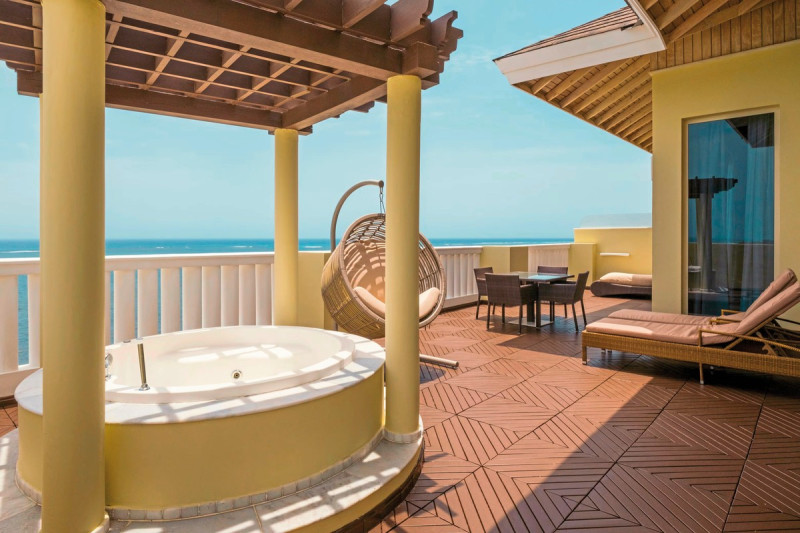 Wohnbeispiel Ocean Front Butler Penthouse Suite