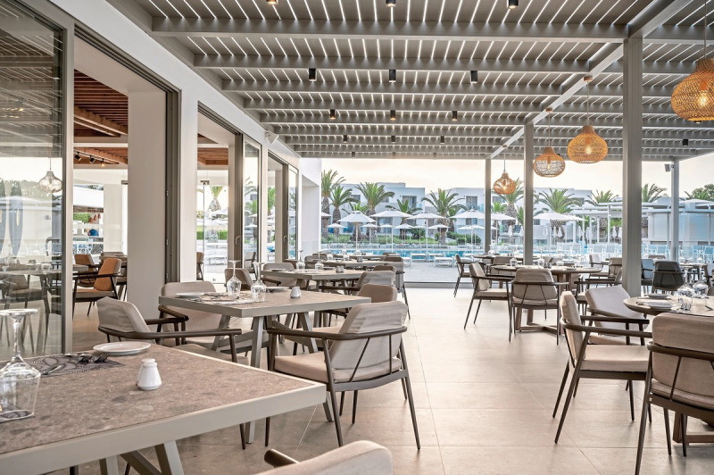 Porto Bello Beach Hotel & Aqua Park