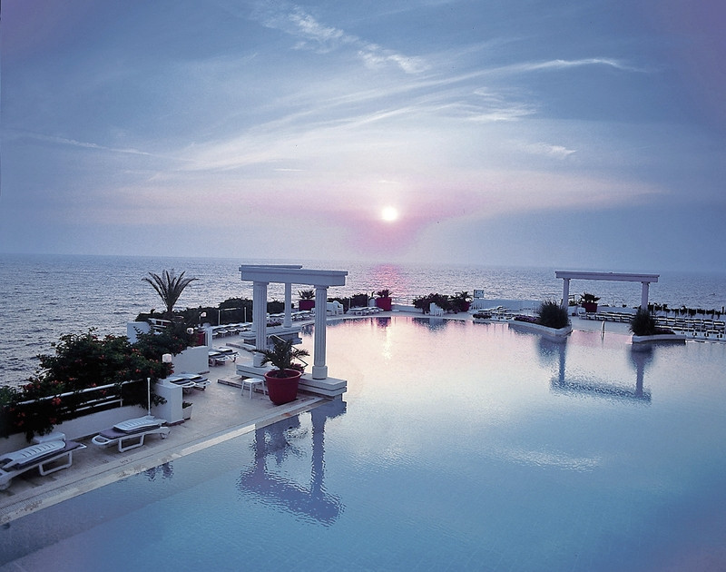 Korumar Deluxe Hotel