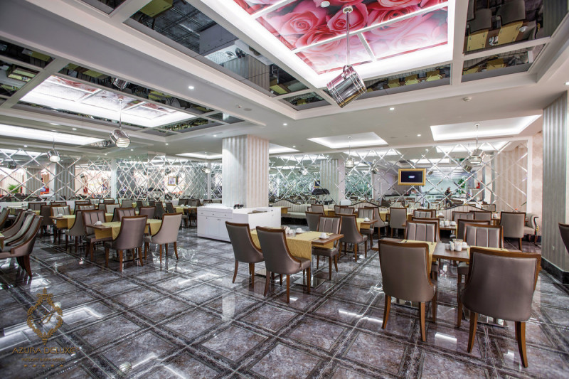 Azura Deluxe Resort & Spa Hotel