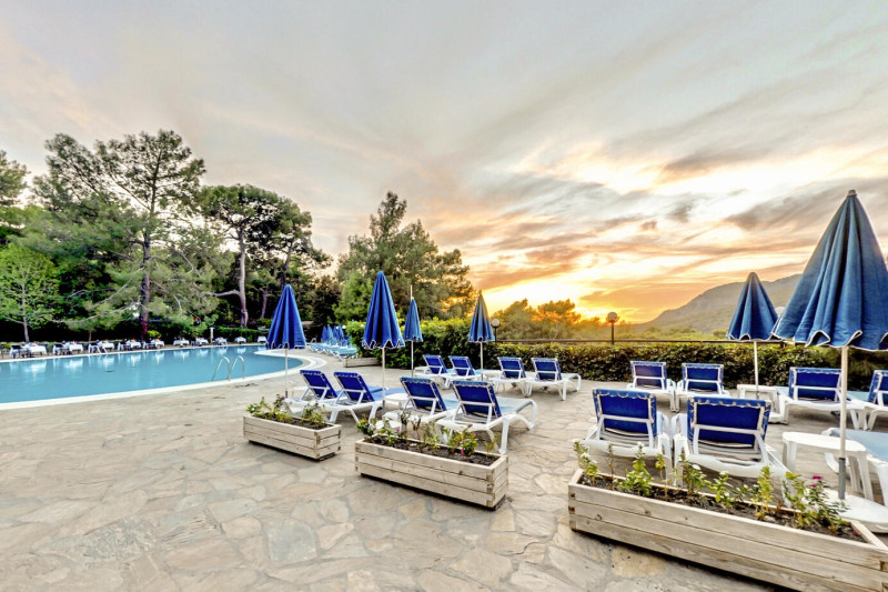 Montana Pine Resort Hotel & Spa