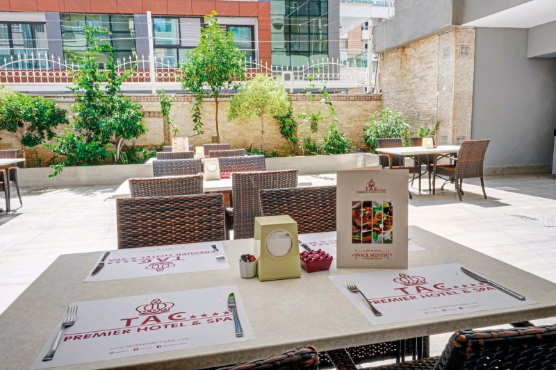 Tac Premier Hotel & Spa