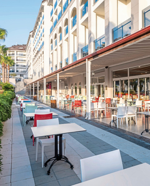 LRS Port River Hotel & Spa