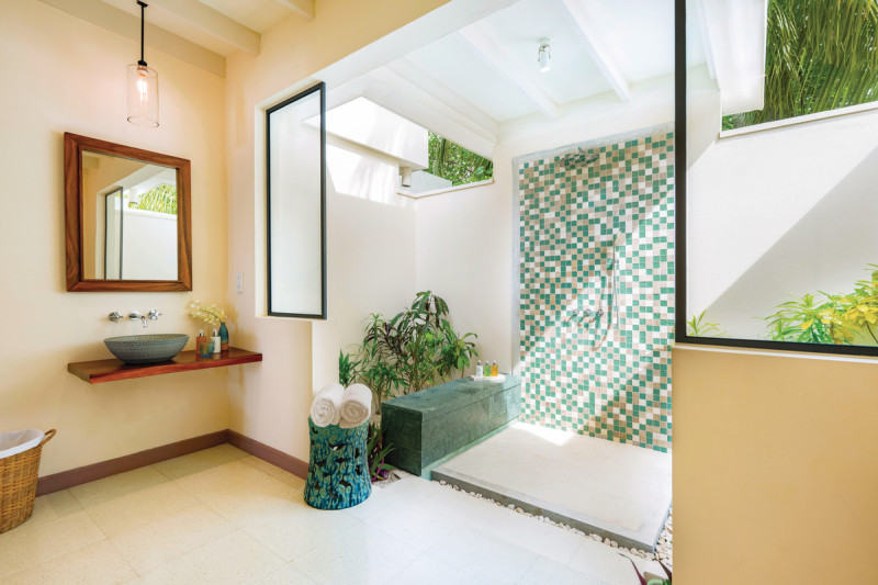 Wohnbeispiel Deluxe Beach Villa with Pool