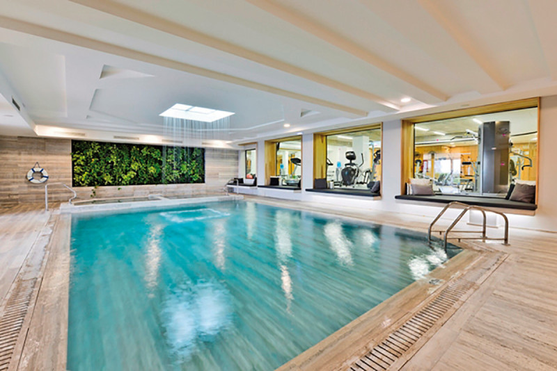 Napa Mermaid Hotel & Suites