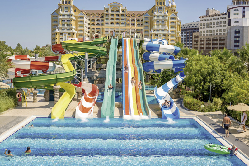 Royal Holiday Palace