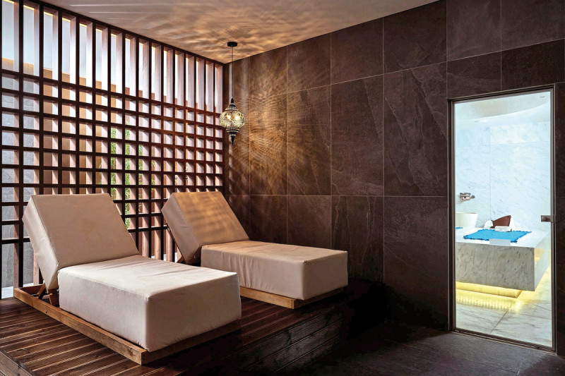 Gennadi Grand Resort