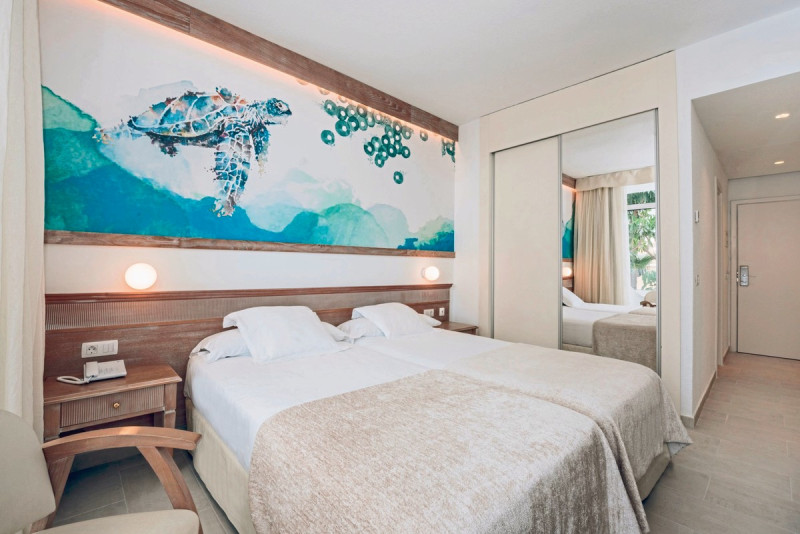 Wohnbeispiel Doppelzimmer Poolblick