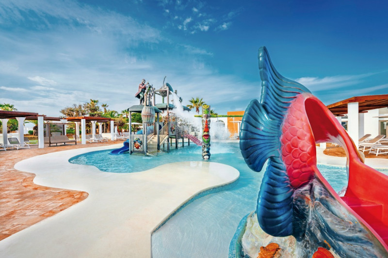 Grand Palladium White Island Resort & Spa