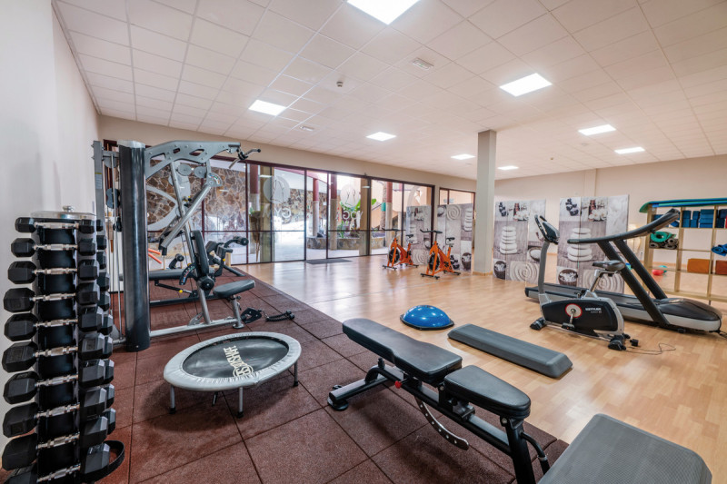 Esmeralda Maris by LIVVO