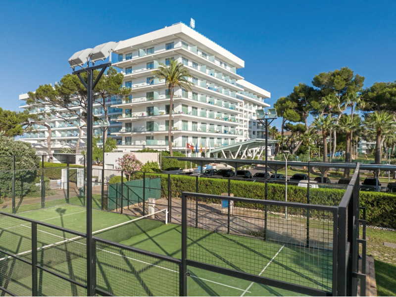 Playa Esperanza Resort