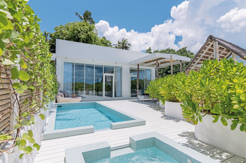 Wohnbeispiel Sunset Beach Pool Suite