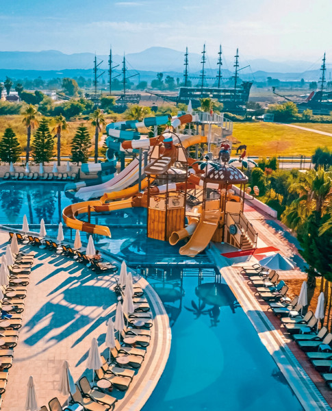 LRS Port River Hotel & Spa
