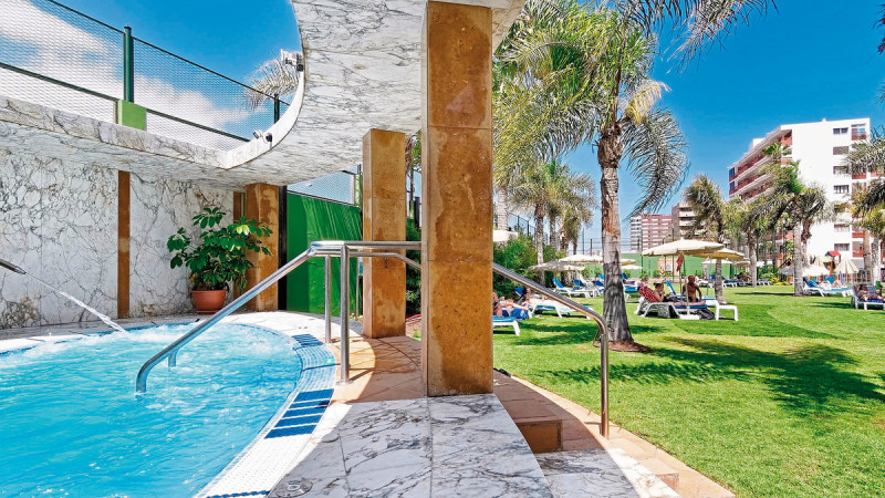 Bull Escorial & Spa