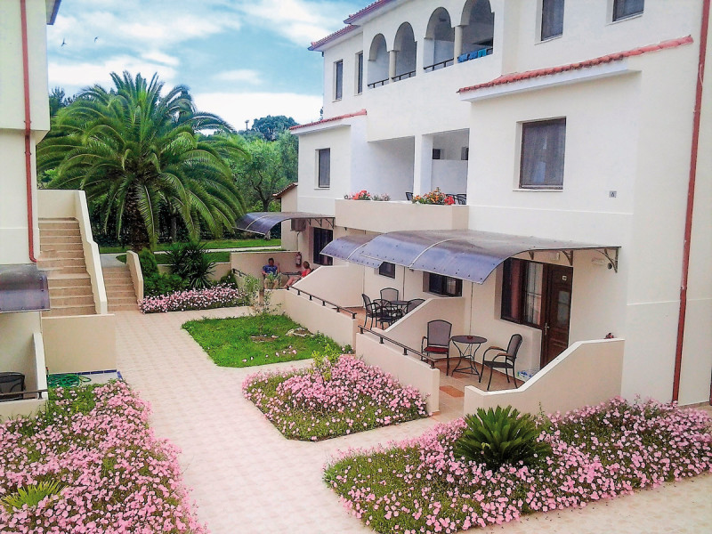 Amari Studios & Appartements