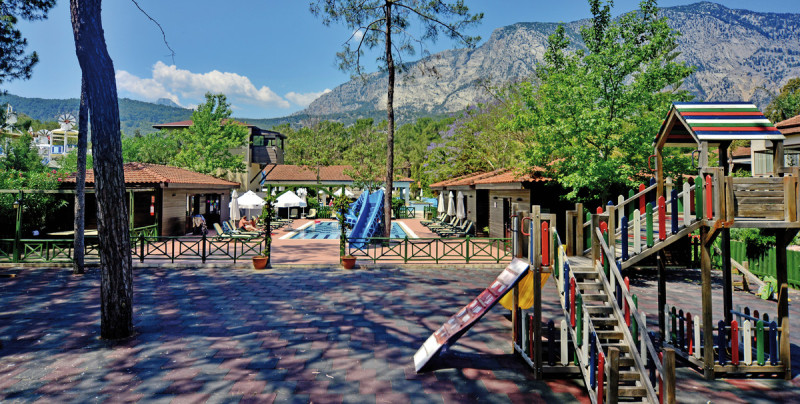 Champion Holiday Village