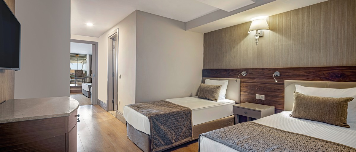 Wohnbeispiel Familienzimmer mit Jacuzzi