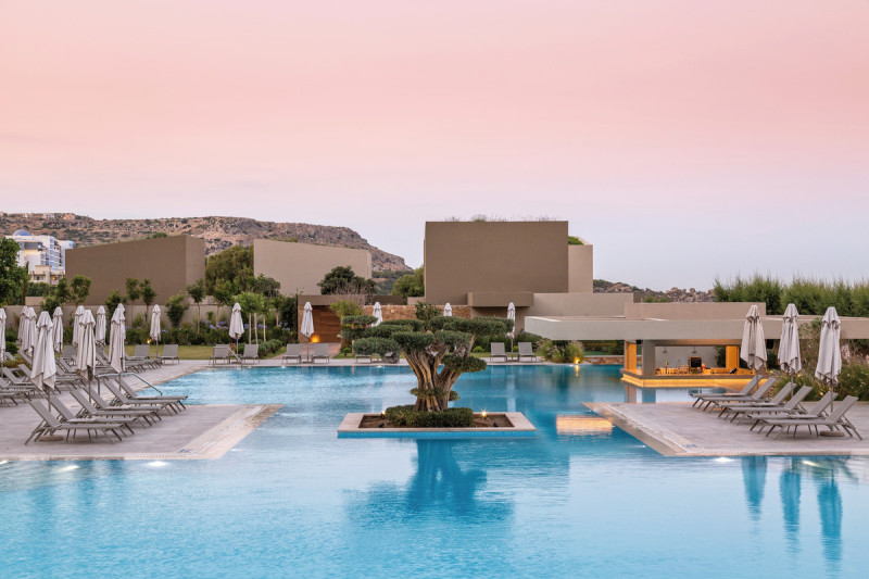 Amada Colossos Resort