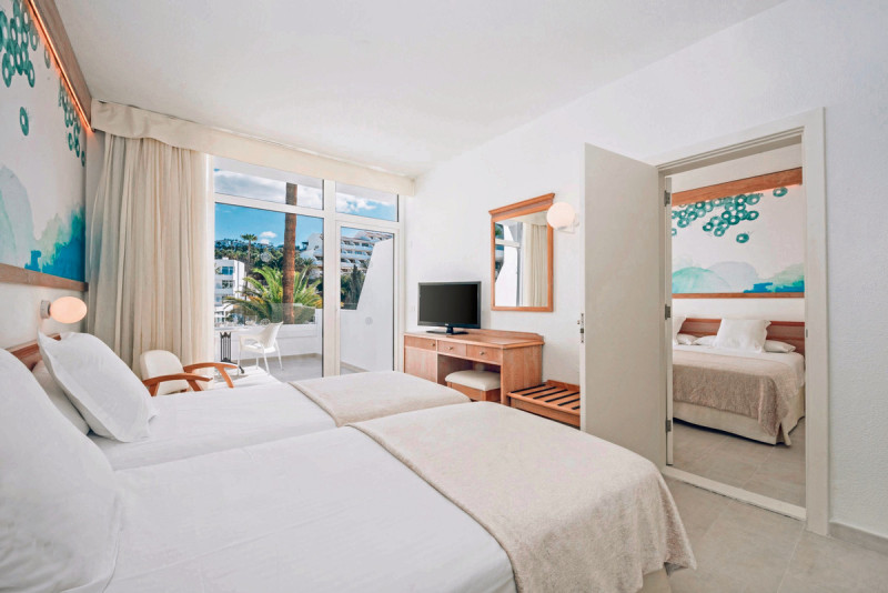 Wohnbeispiel Familienzimmer mit Verbindungst&uuml;r