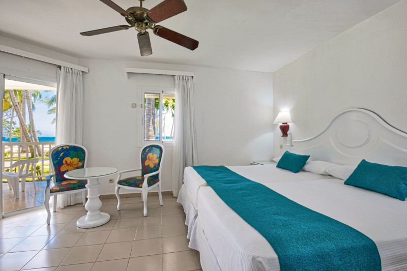 Wohnbeispiel Superior Room Ocean Front