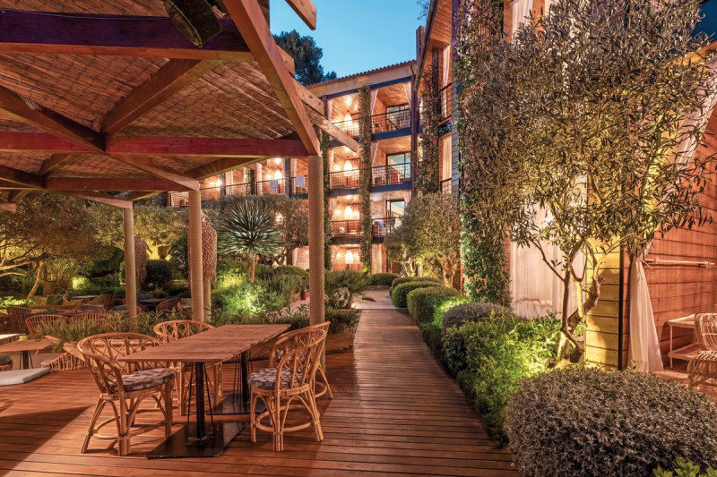 Bikini Island & Mountain Port de Sóller