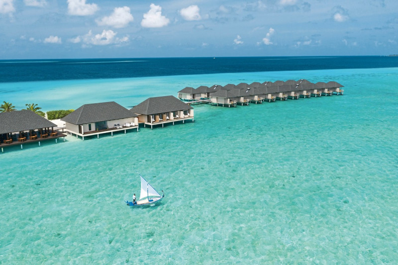Summer Island Maldives