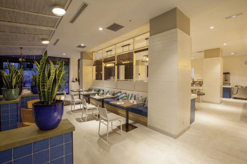 Corallium Beach by Lopesan Hotels